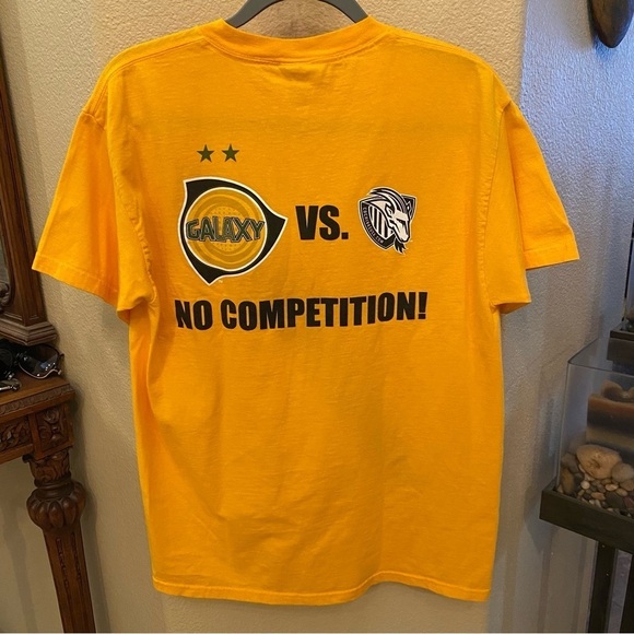 Vintage GALAXY L.A. vs. Cochivas USA Yellow Soccer T-Shirt Size Medium - Picture 4 of 8